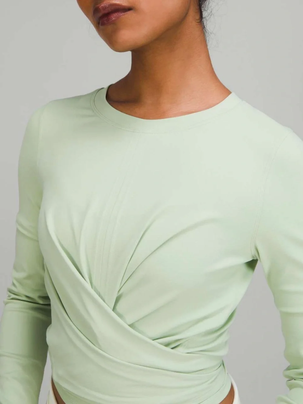 Lululemon Women’s Time to Restore Long Sleeve Creamy Mint Size 8
